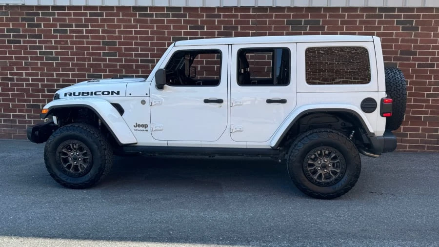 2021 Jeep JL Wrangler - Image 2 of 11