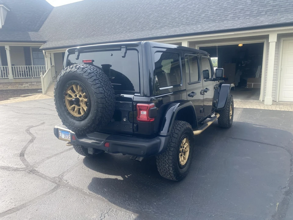 2021 Jeep JL Wrangler - Image 9 of 31