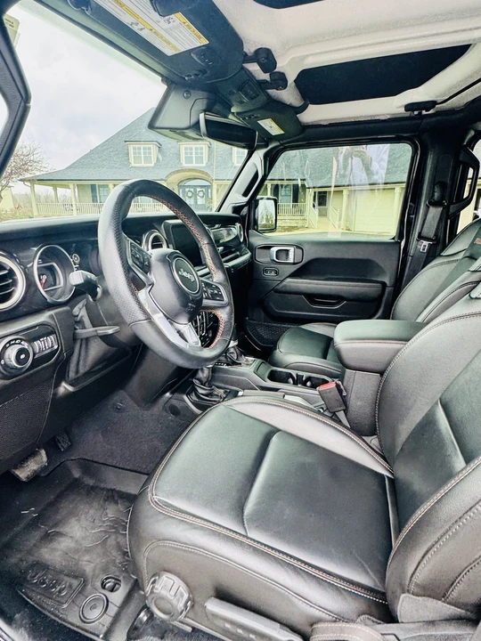 2021 Jeep JL Wrangler - Image 24 of 31