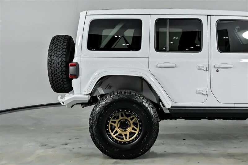 2021 Jeep JL Wrangler - Image 13 of 21