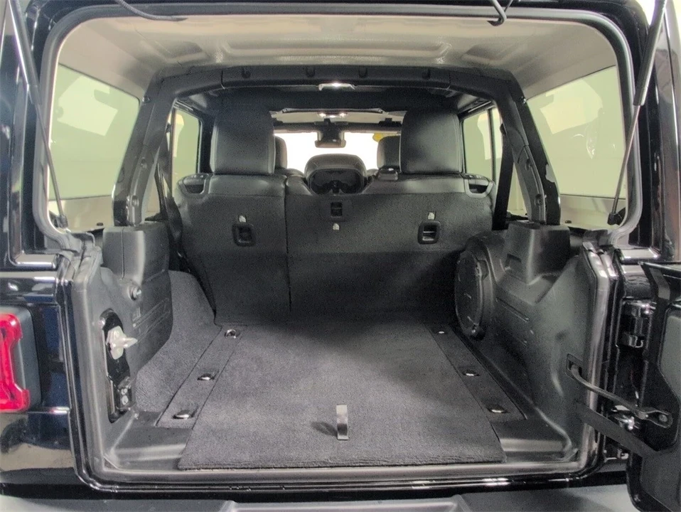 2021 Jeep JL Wrangler - Image 11 of 21