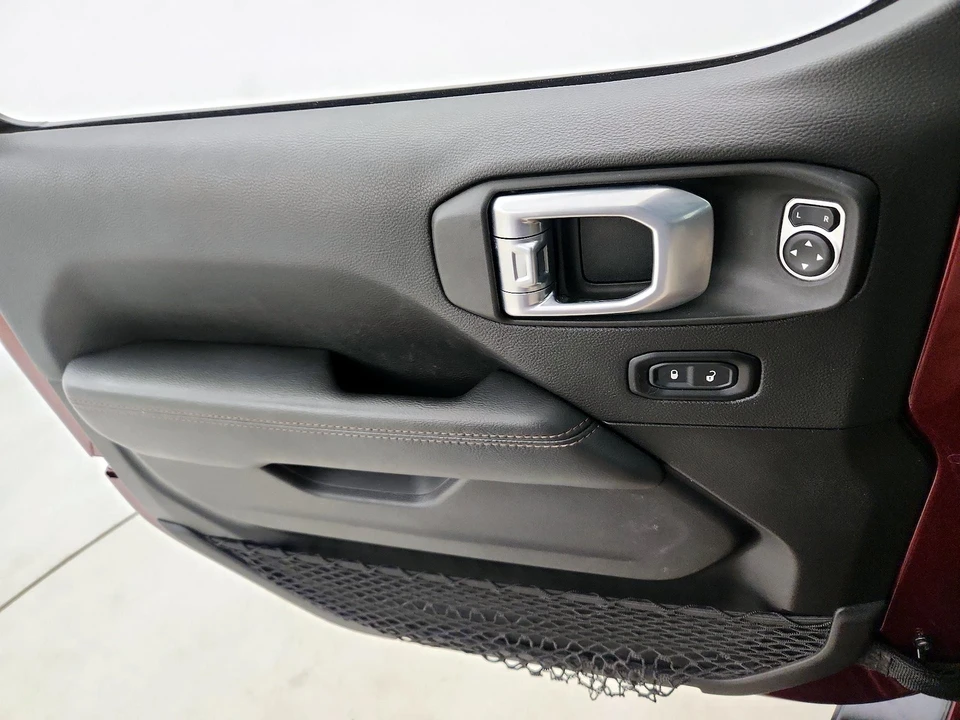 2021 Jeep JL Wrangler Rubicon 392 - Image 13 of 25