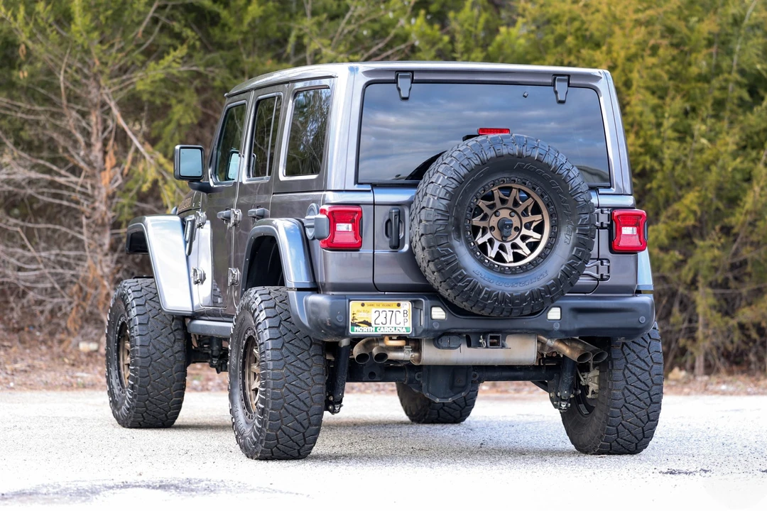 2021 Jeep JL Wrangler - Image 18 of 31