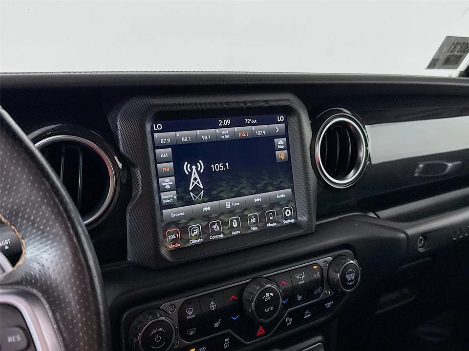 2021 Jeep JL Wrangler - Image 10 of 15