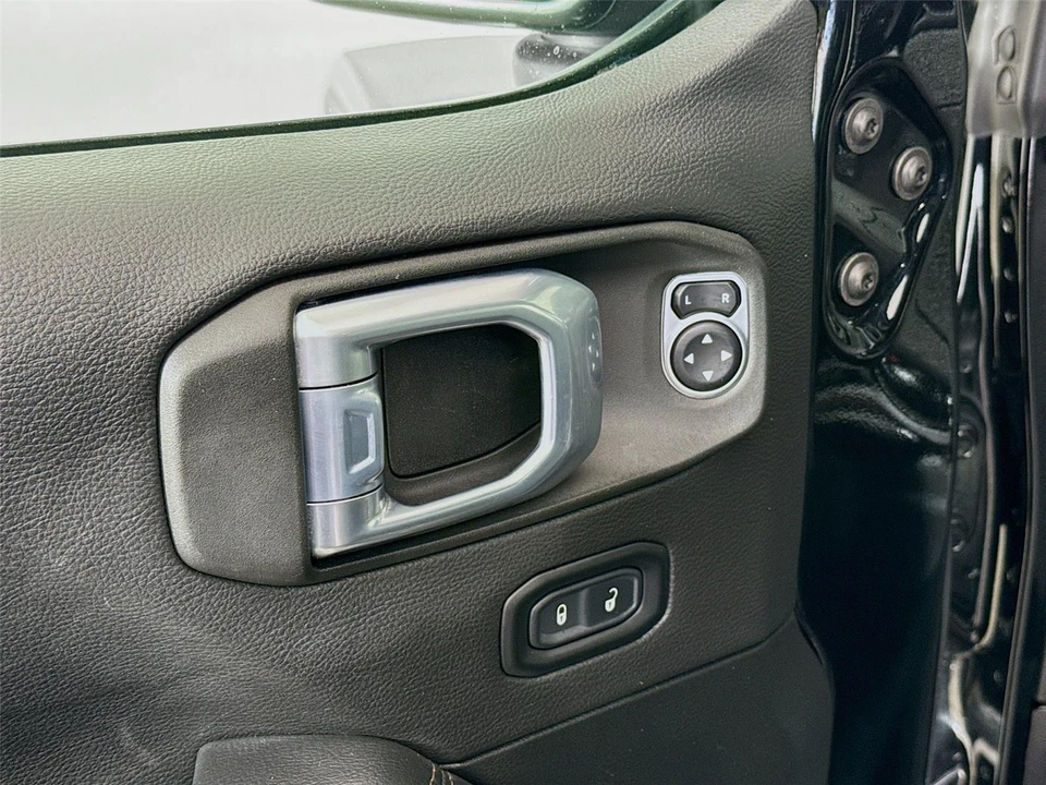 2021 Jeep JL Wrangler - Image 18 of 21
