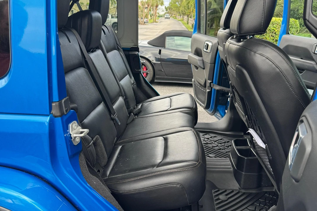 2021 Jeep JL Wrangler - Image 23 of 31