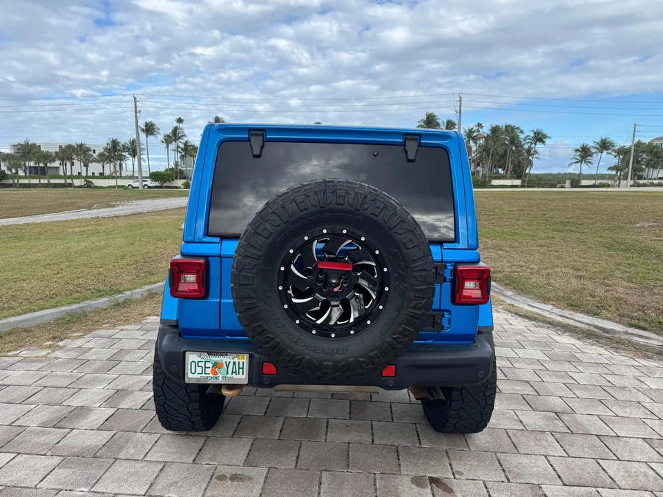 2021 Jeep JL Wrangler - Image 12 of 31