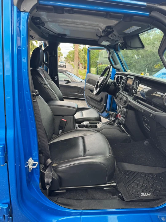 2021 Jeep JL Wrangler - Image 25 of 31