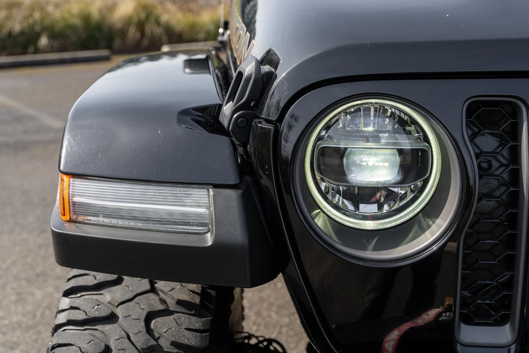 2021 Jeep JL Wrangler - Image 13 of 31