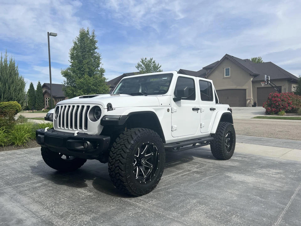 2021 Jeep JL Wrangler - Image 9 of 31