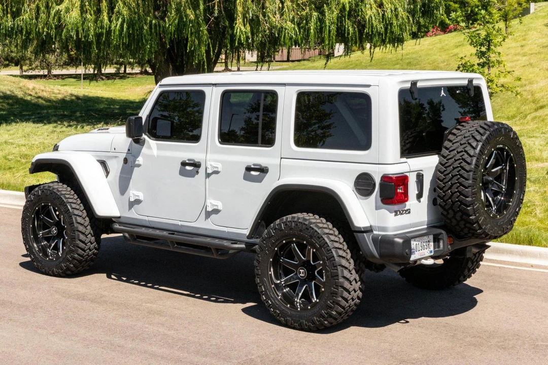 2021 Jeep JL Wrangler - Image 4 of 31
