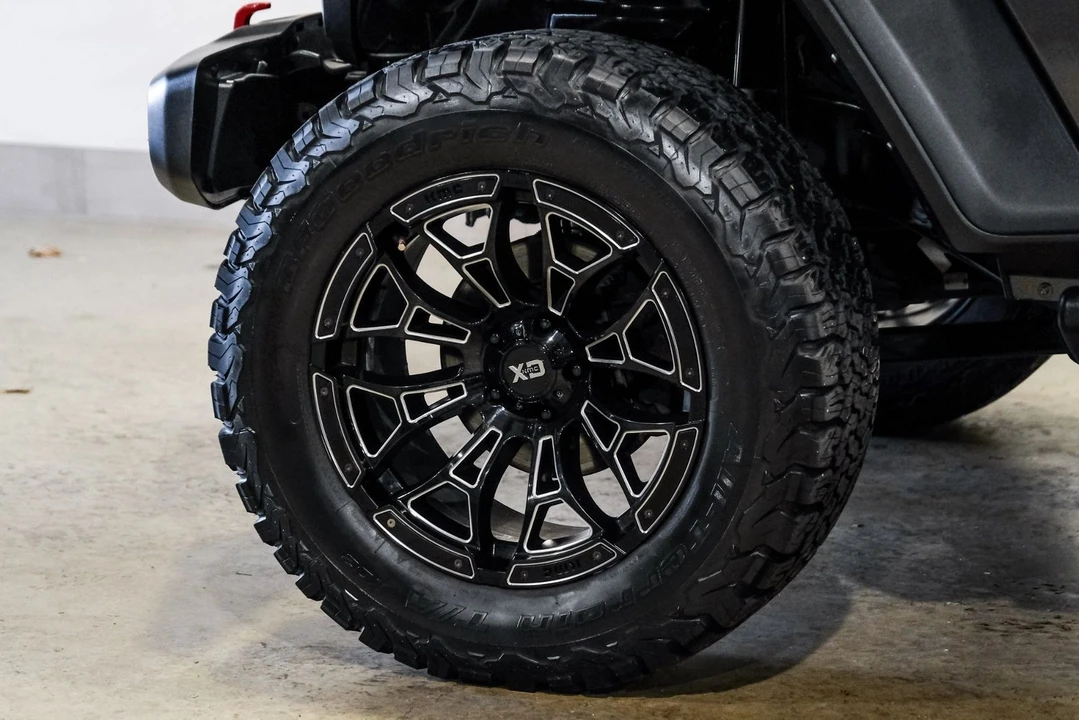 2021 Jeep JL Wrangler - Image 10 of 12