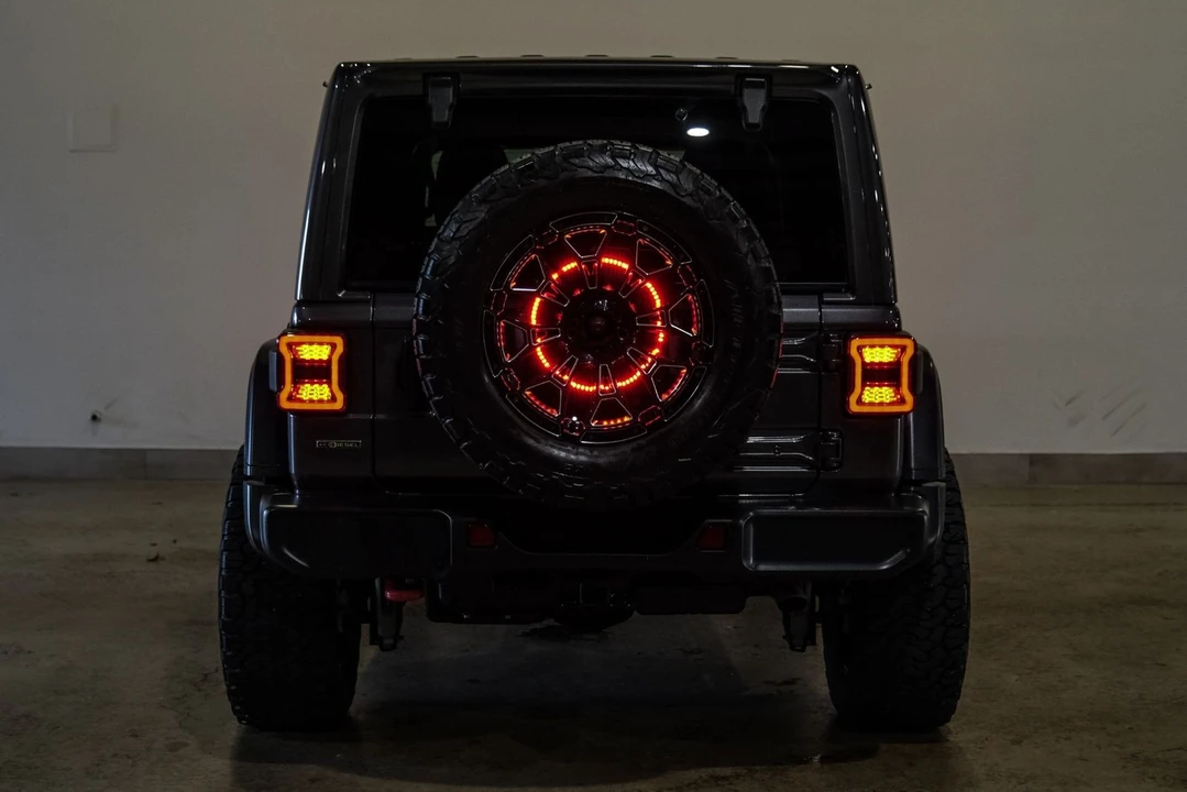 2021 Jeep JL Wrangler - Image 11 of 12