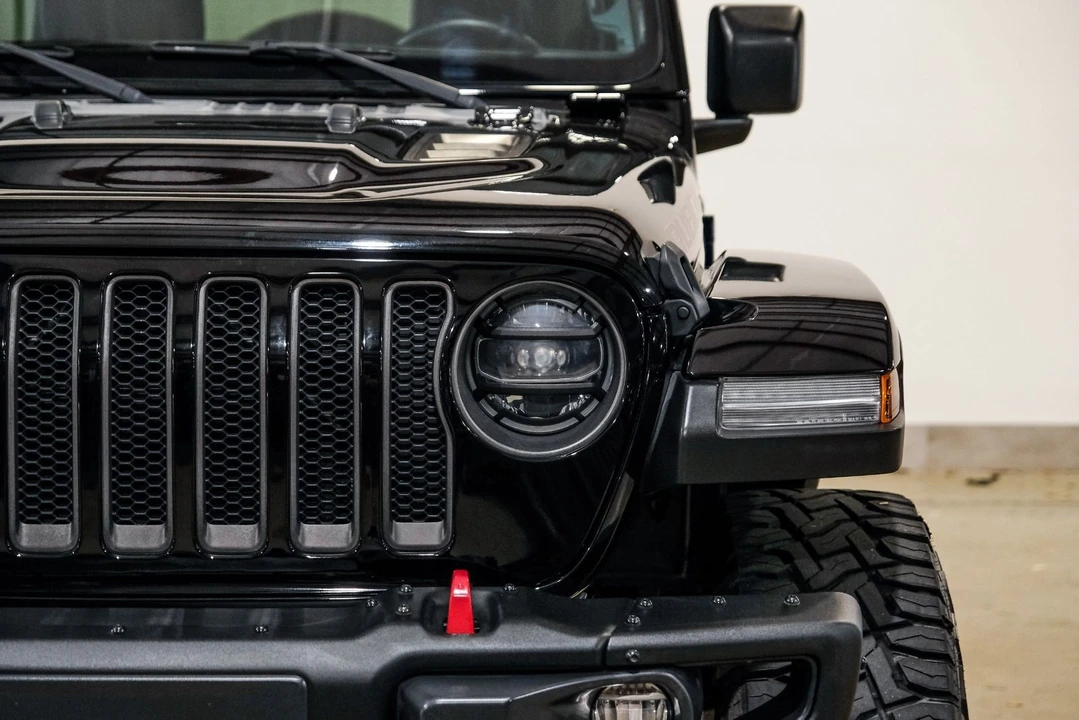 2021 Jeep JL Wrangler - Image 3 of 12