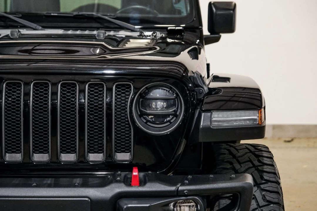 2021 Jeep JL Wrangler - Image 3 of 12