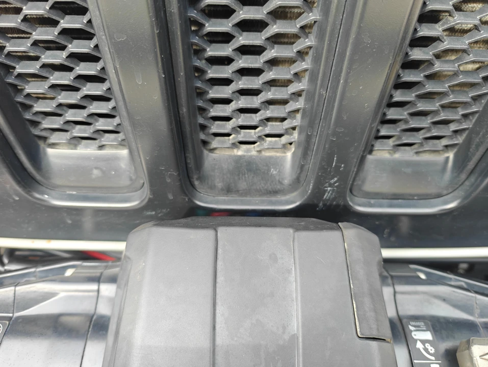 2021 Jeep JL Wrangler - Image 23 of 31