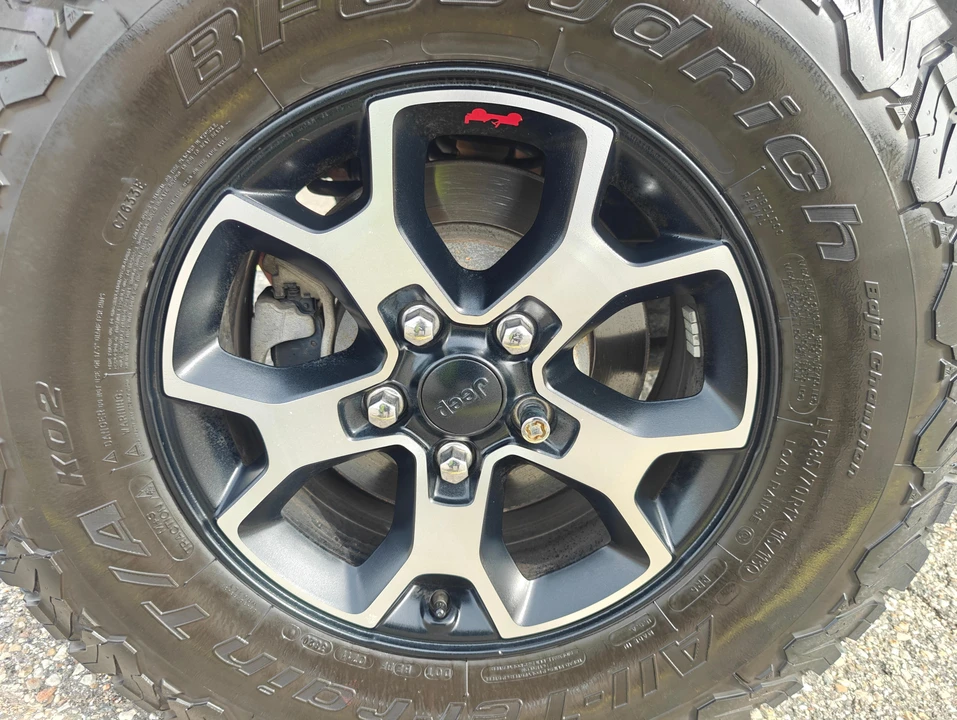 2021 Jeep JL Wrangler - Image 29 of 31