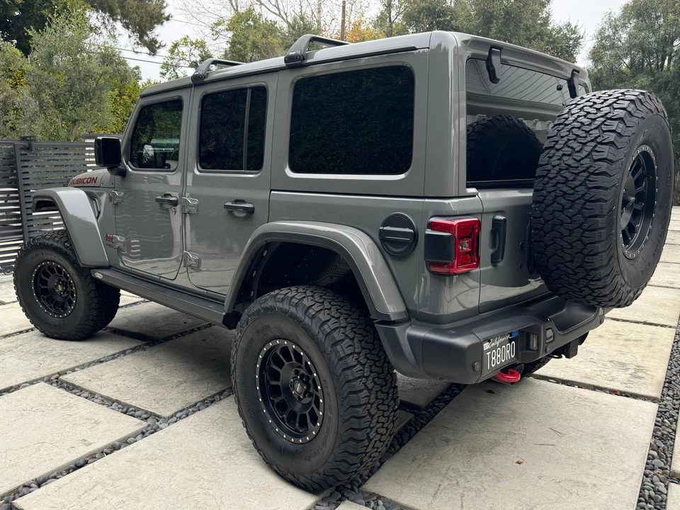 2021 Jeep JL Wrangler - Image 11 of 31