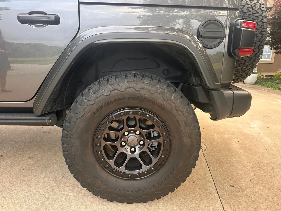 2021 Jeep JL Wrangler - Image 12 of 31