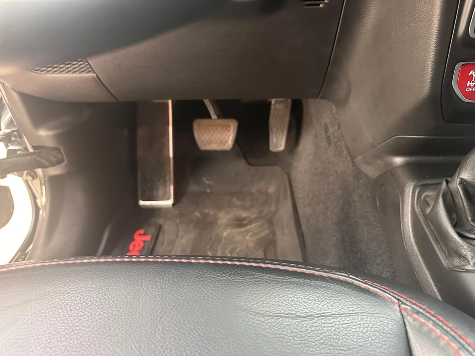 2021 Jeep JL Wrangler - Image 28 of 31