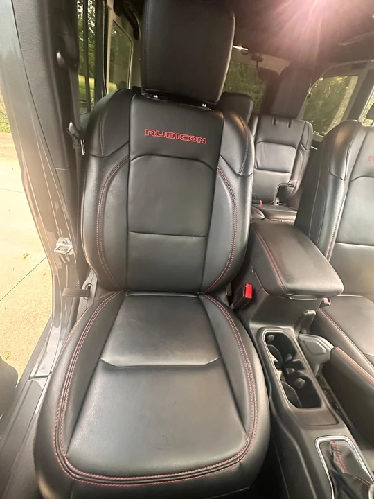2021 Jeep JL Wrangler - Image 19 of 31