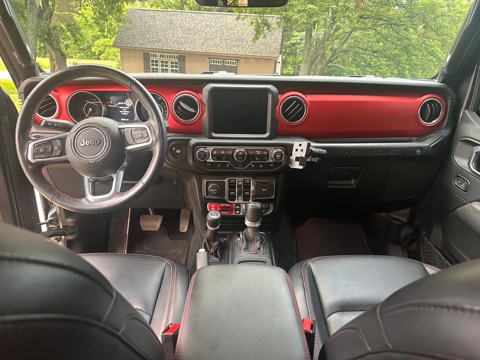 2021 Jeep JL Wrangler - Image 23 of 31
