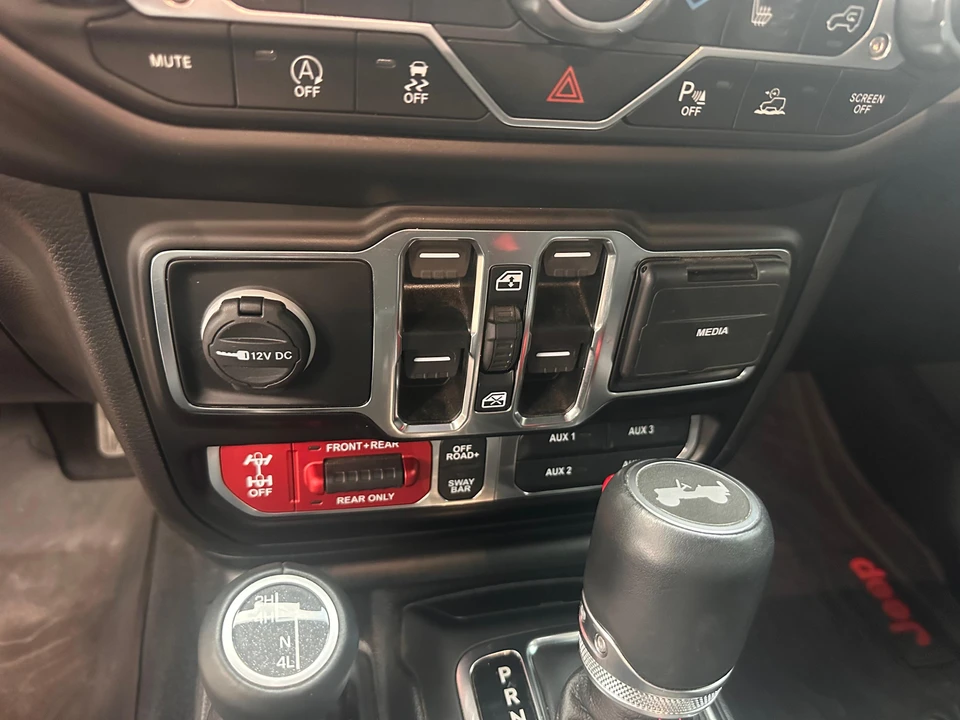 2021 Jeep JL Wrangler - Image 24 of 31