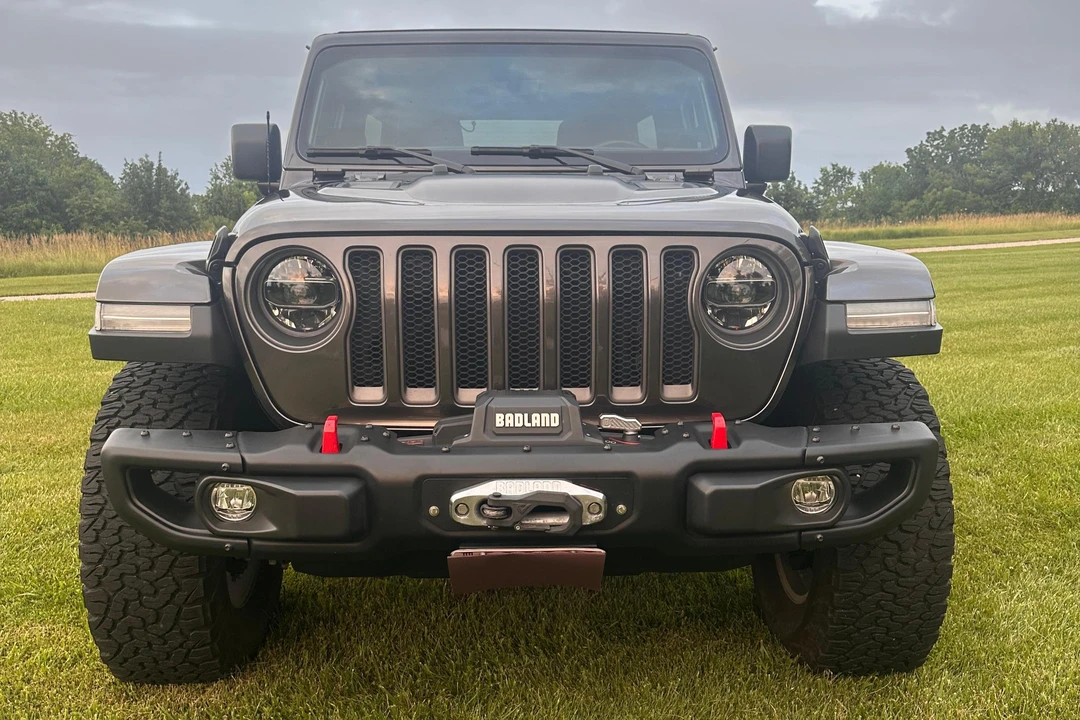 2021 Jeep JL Wrangler - Image 2 of 31