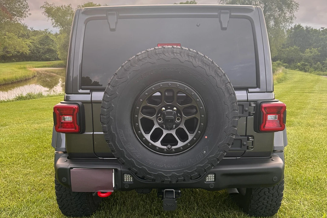 2021 Jeep JL Wrangler - Image 5 of 31