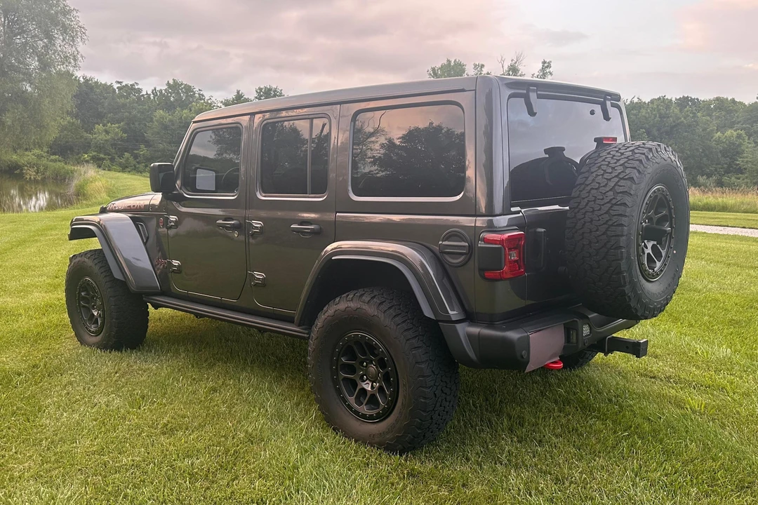 2021 Jeep JL Wrangler - Image 4 of 31
