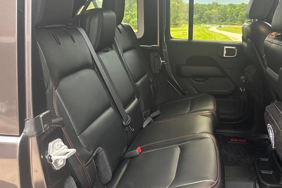 2021 Jeep JL Wrangler - Image 17 of 31