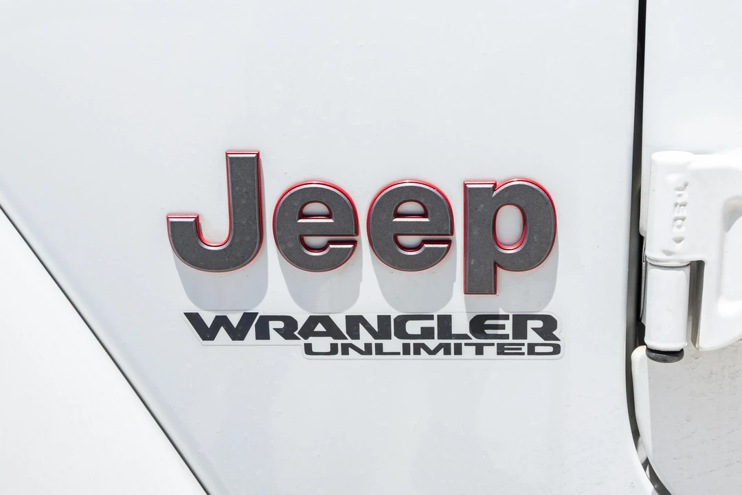 2021 Jeep JL Wrangler - Image 17 of 31