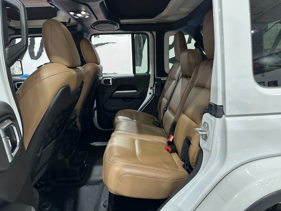 2021 Jeep JL Wrangler - Image 20 of 21