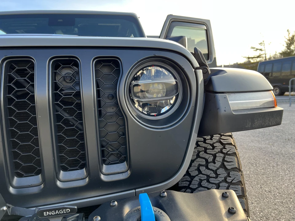 2021 Jeep JL Wrangler - Image 21 of 31