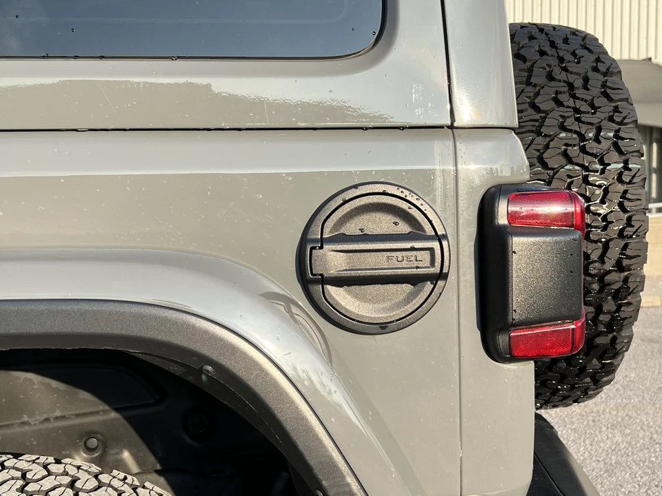 2021 Jeep JL Wrangler - Image 30 of 31