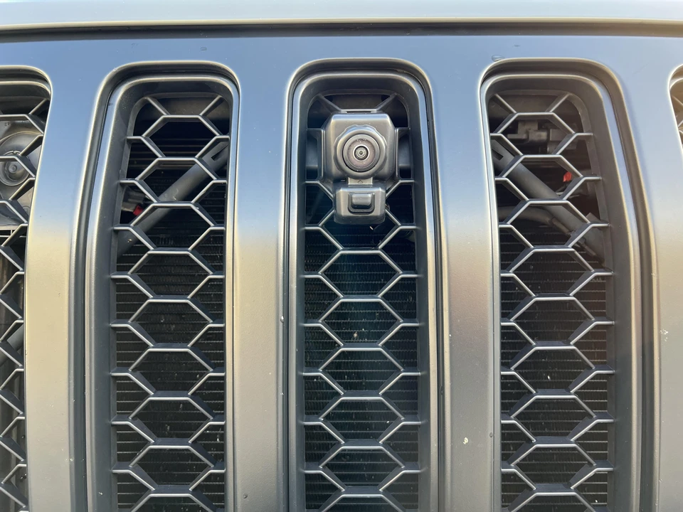 2021 Jeep JL Wrangler - Image 24 of 31