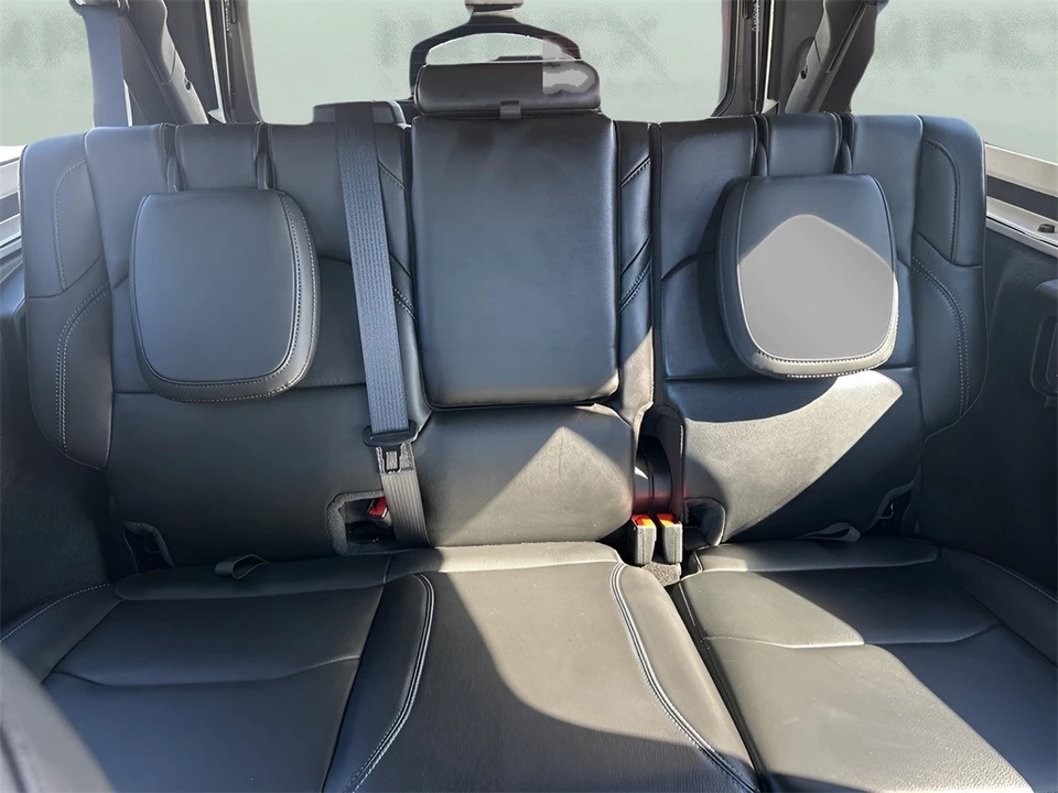 2021 Jeep JL Wrangler - Image 10 of 12