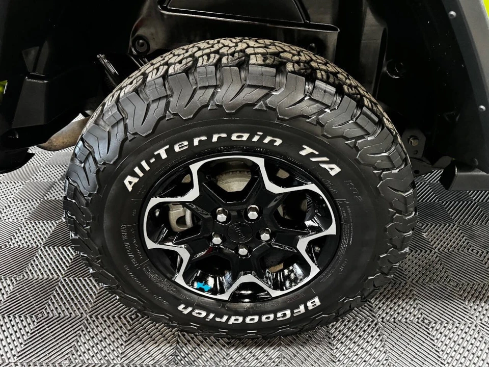 2021 Jeep JL Wrangler - Image 17 of 21
