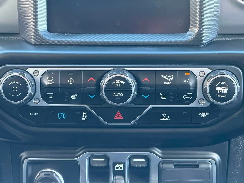 2021 Jeep JL Wrangler - Image 12 of 17