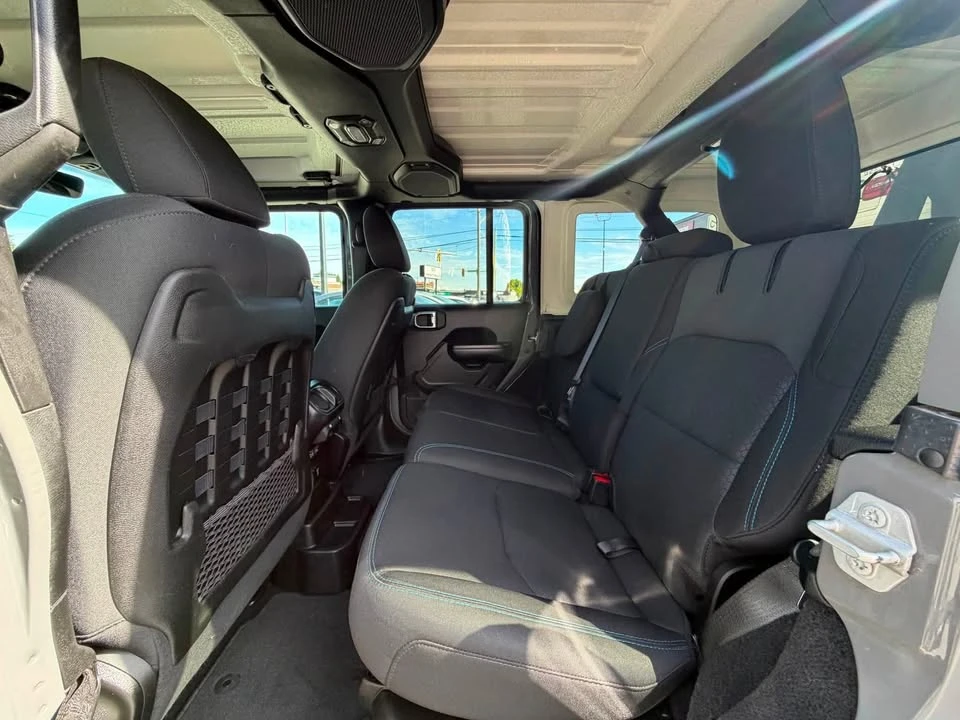 2021 Jeep JL Wrangler - Image 14 of 17