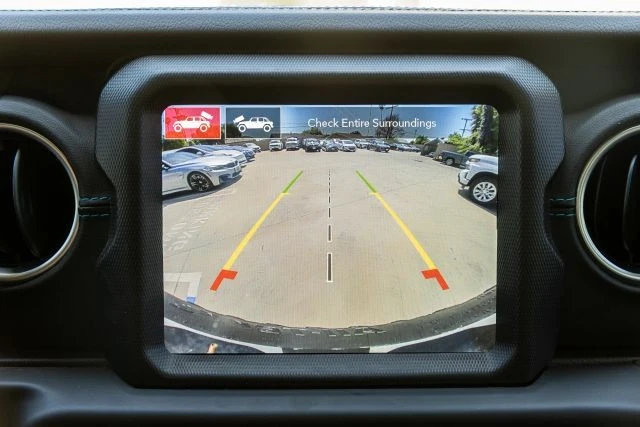 2021 Jeep JL Wrangler - Image 26 of 31