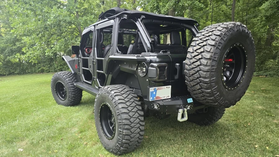 2021 Jeep JL Wrangler - Image 17 of 31