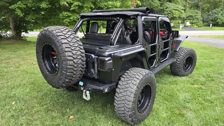2021 Jeep JL Wrangler - Image 24 of 31