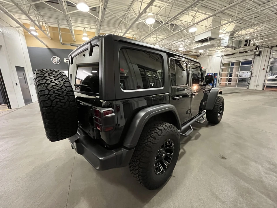 2021 Jeep JL Wrangler - Image 13 of 31