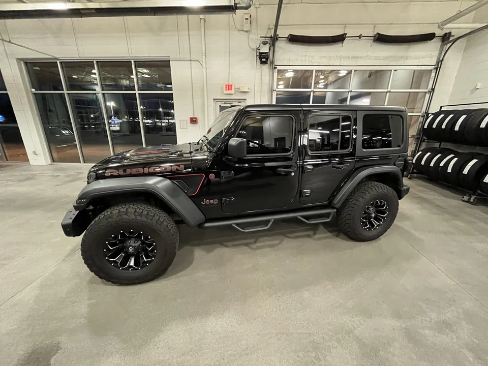 2021 Jeep JL Wrangler - Image 23 of 31