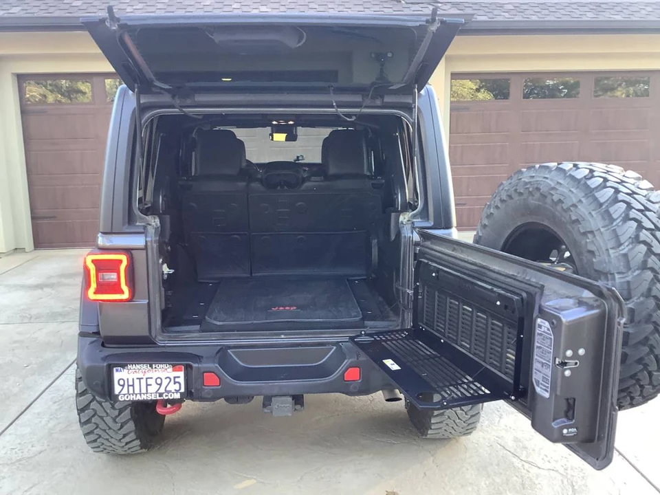 2021 Jeep JL Wrangler - Image 6 of 13