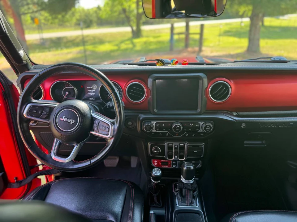 2021 Jeep JL Wrangler - Image 4 of 10