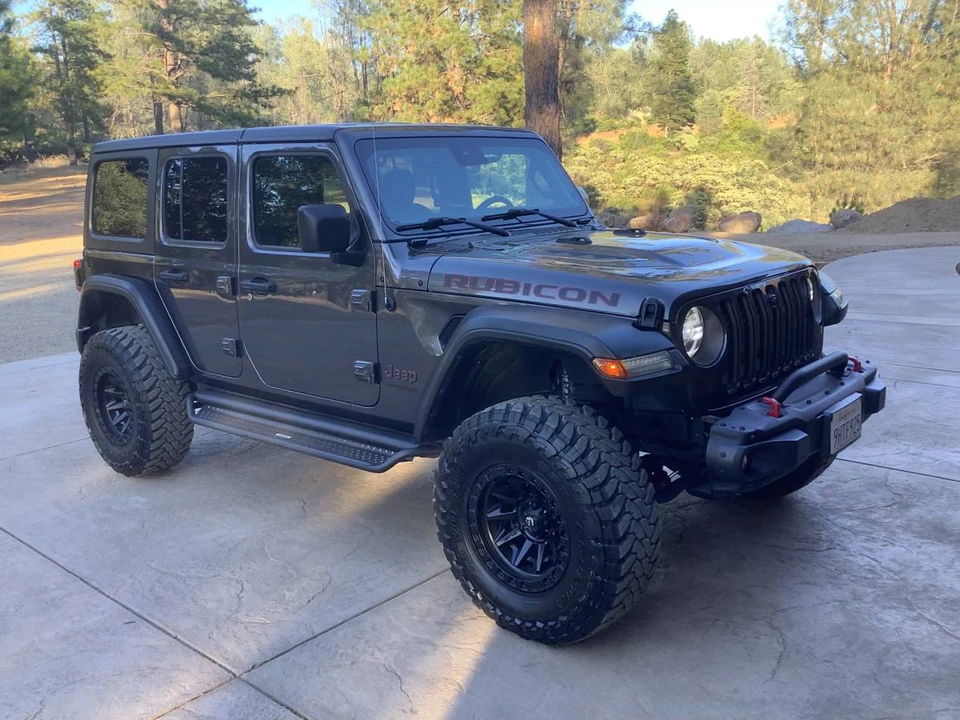 2021 Jeep JL Wrangler - Image 2 of 13