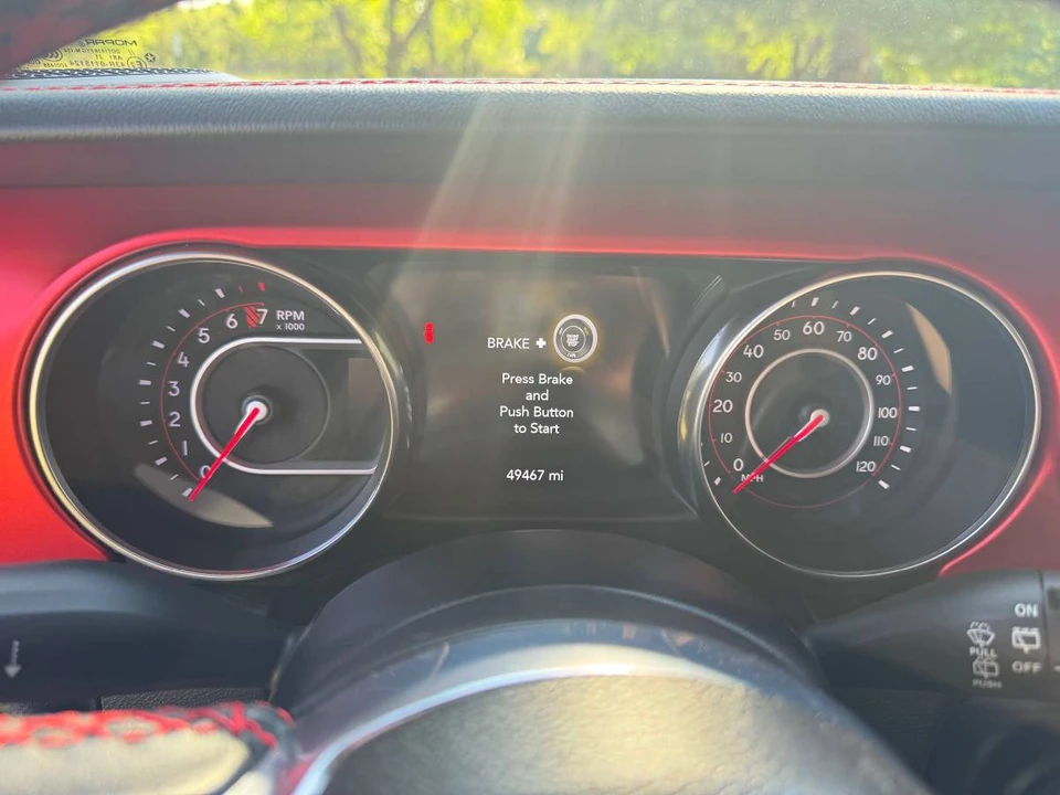 2021 Jeep JL Wrangler - Image 9 of 10