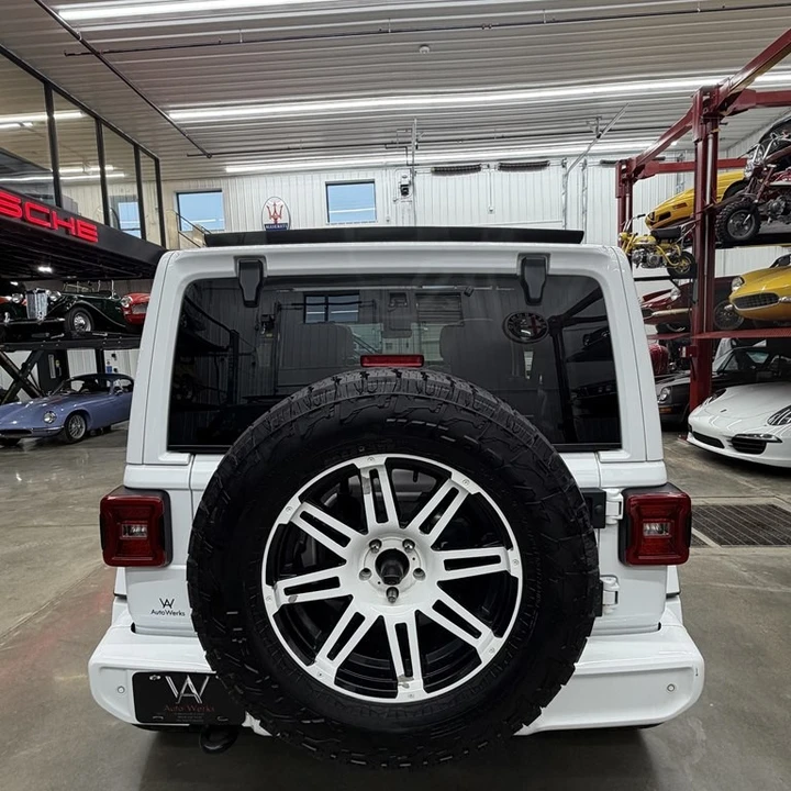 2021 Jeep JL Wrangler - Image 4 of 20